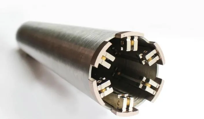 Suport magnetic pentru lipire